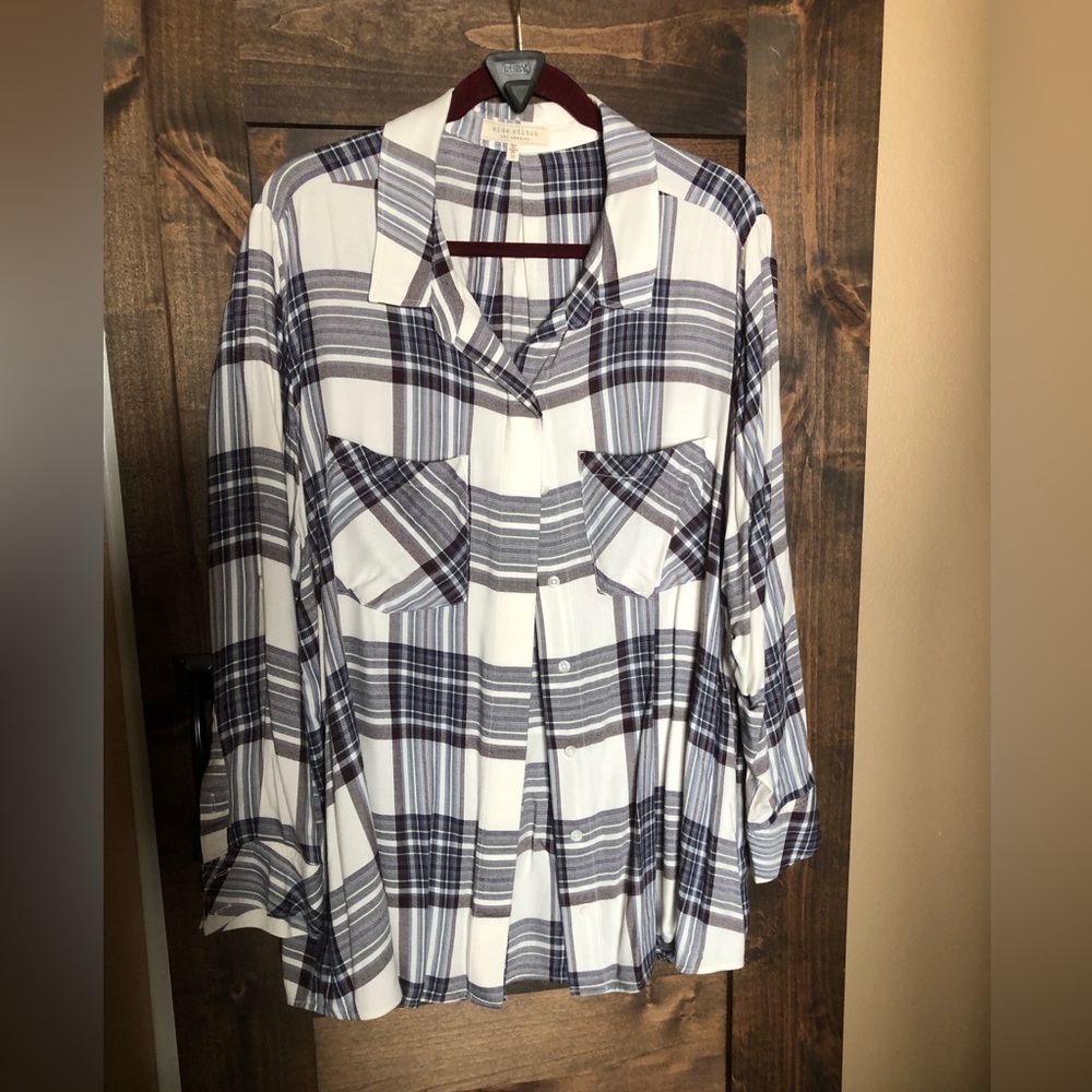 Woven blouse by Side Stitch